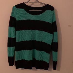 Black and teal stripped knitted sweater